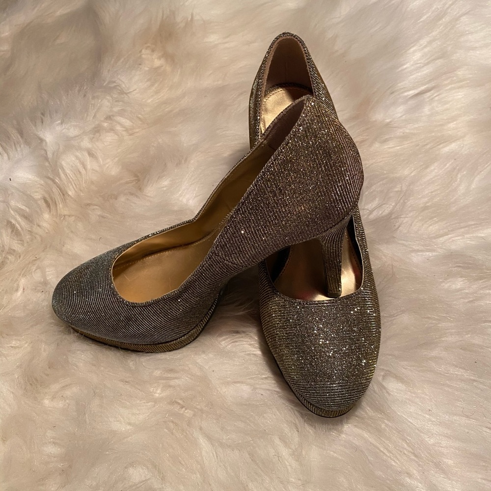 Fioni Night Metallic Heels